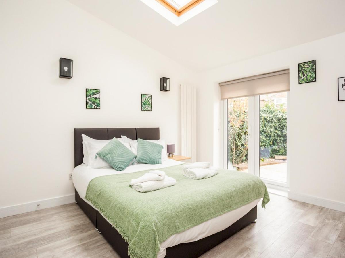 Fabulous 6 Sleeper! Great Location! Villa Windsor Eksteriør bilde